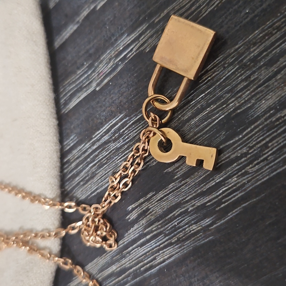 Michael Kors Rose Gold Lock and Key Necklace - Picture 3 of 3